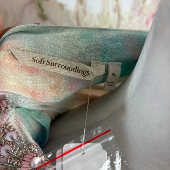 NEW Soft Surroundings Bazille Pastel Embroidered Tunic - Picture 12 of 14